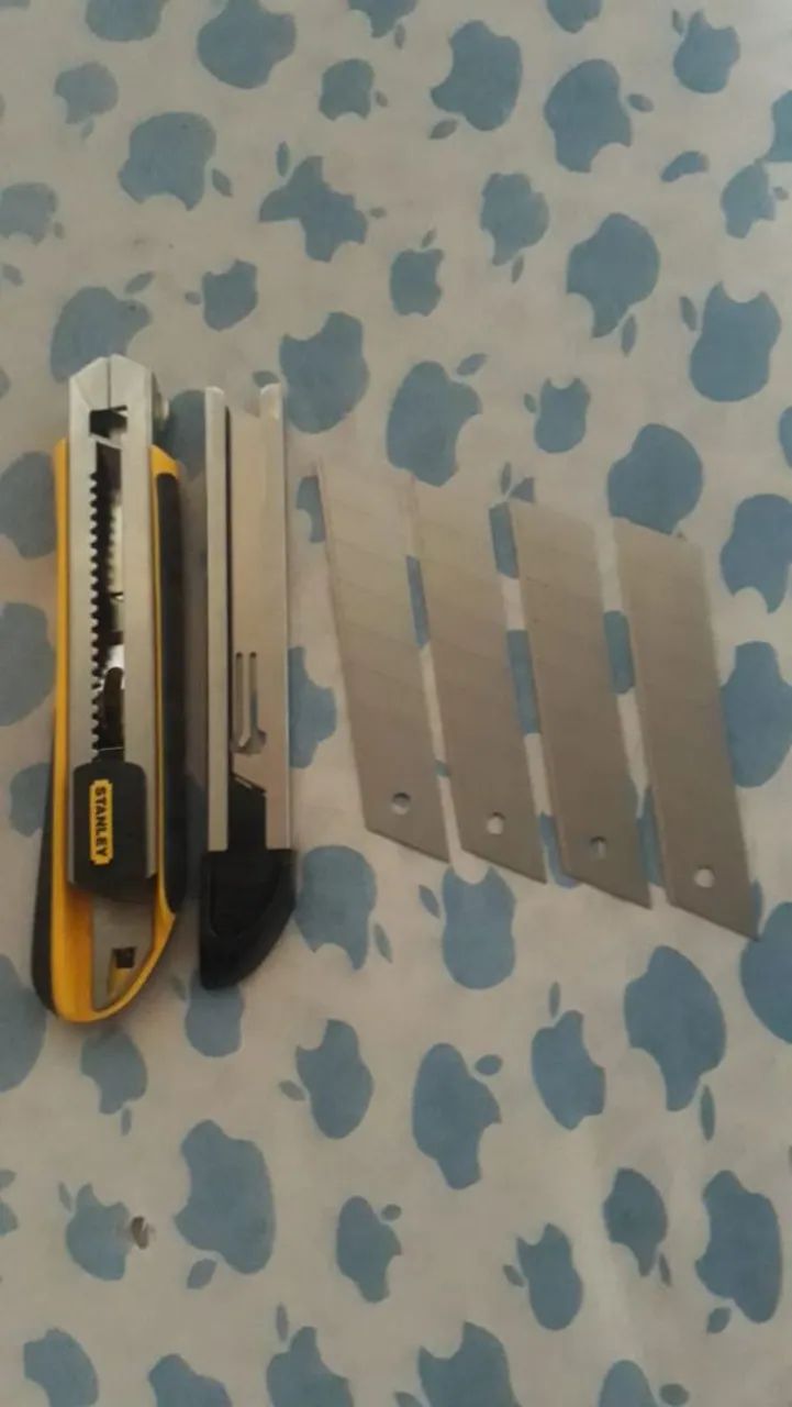 Estilete de corte profissional  marca Stanley