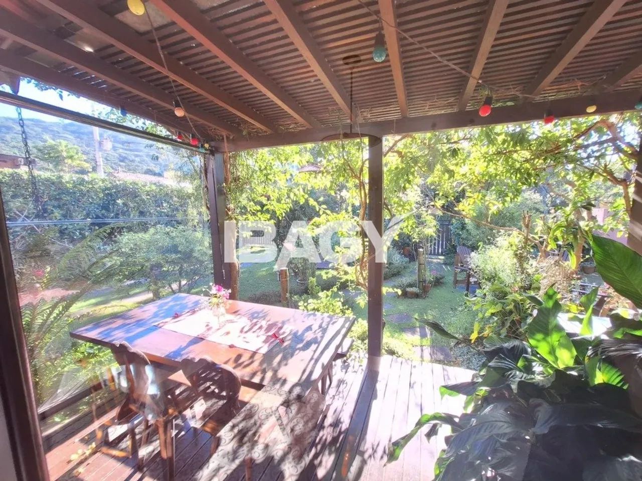 Excelente Casa 4 dormitório(s) em Lagoa da Conceição - Florianópolis - Foto 4