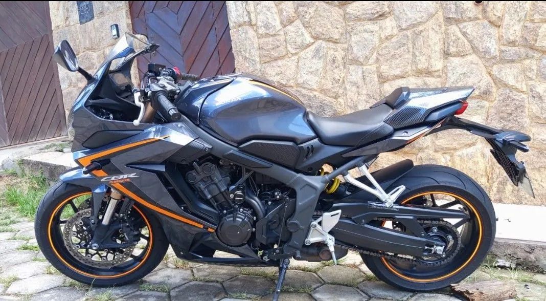 CBR Top!