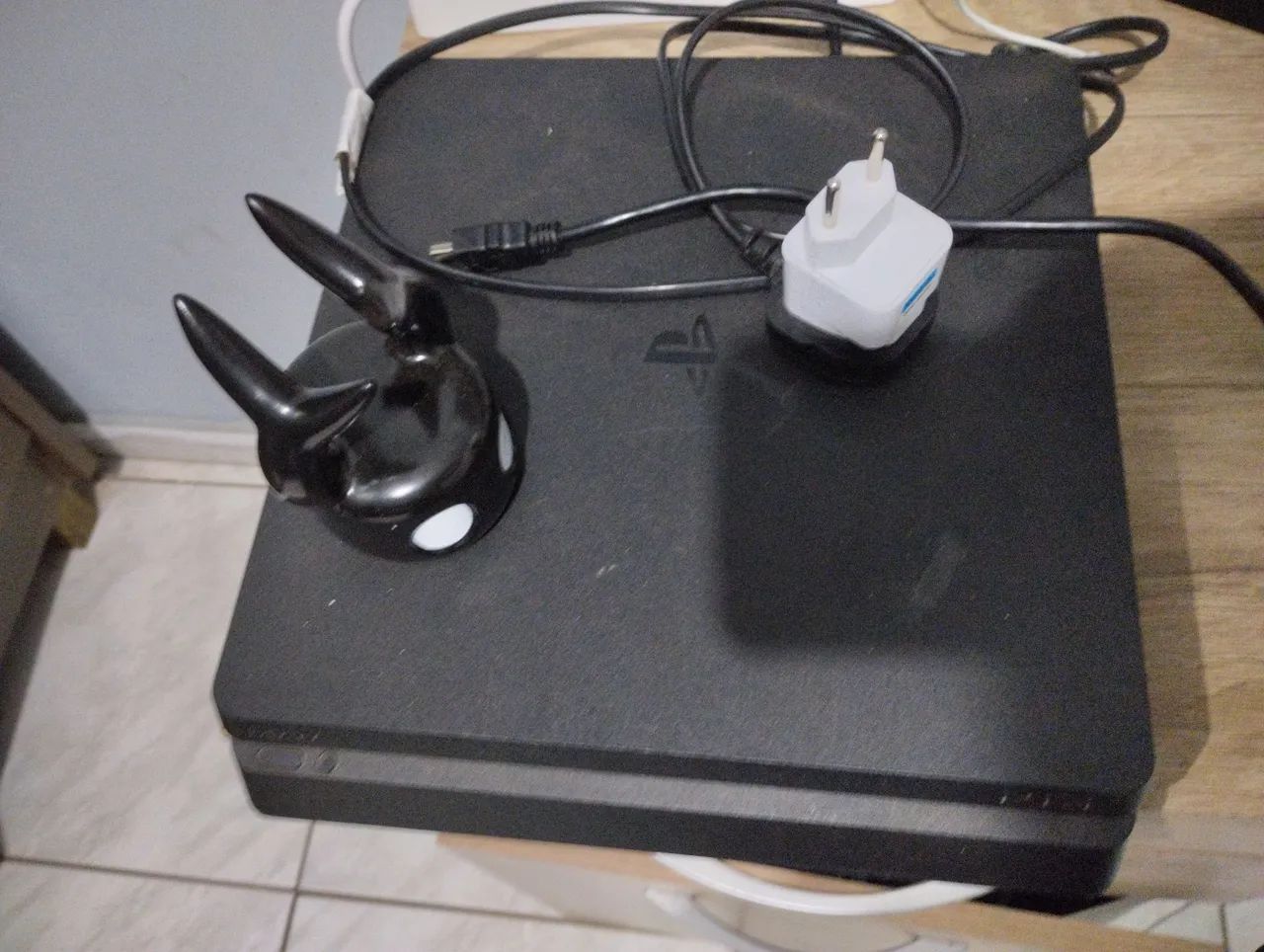 ps4 slim 1 TB sem controle