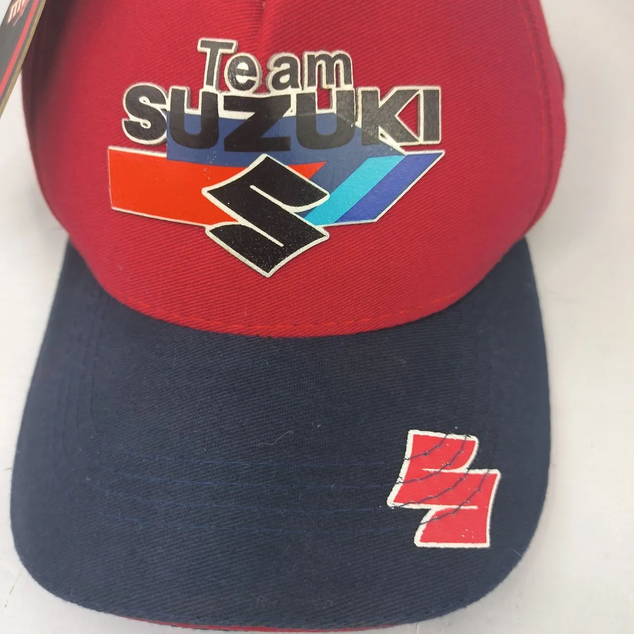 Boné MotoGP Team Suzuki vermelho e azul   - Foto 4