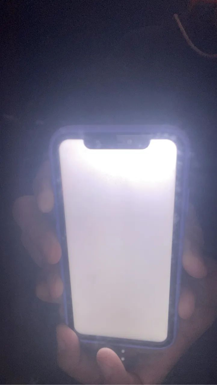 iPhone 11 troco mais volta minha  - Foto 3
