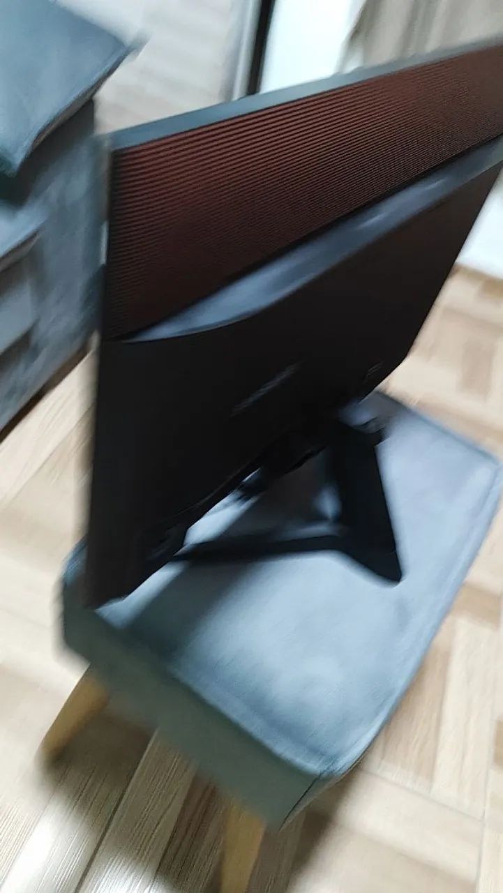 Monitor Samsung 24" Full HD IPS FreeSync 75Hz (Extremamente novo) - Foto 3