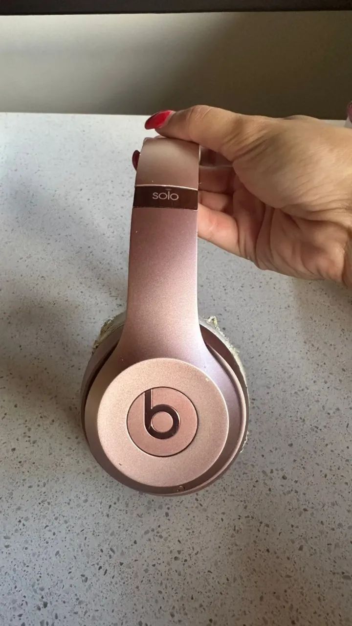 Fone de Ouvido Beats