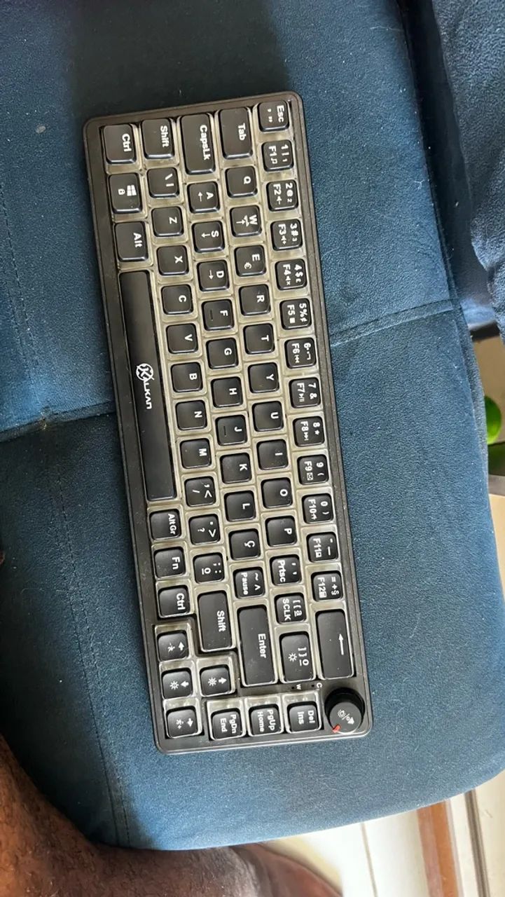 TECLADO E MOUSE (sem fio) 
