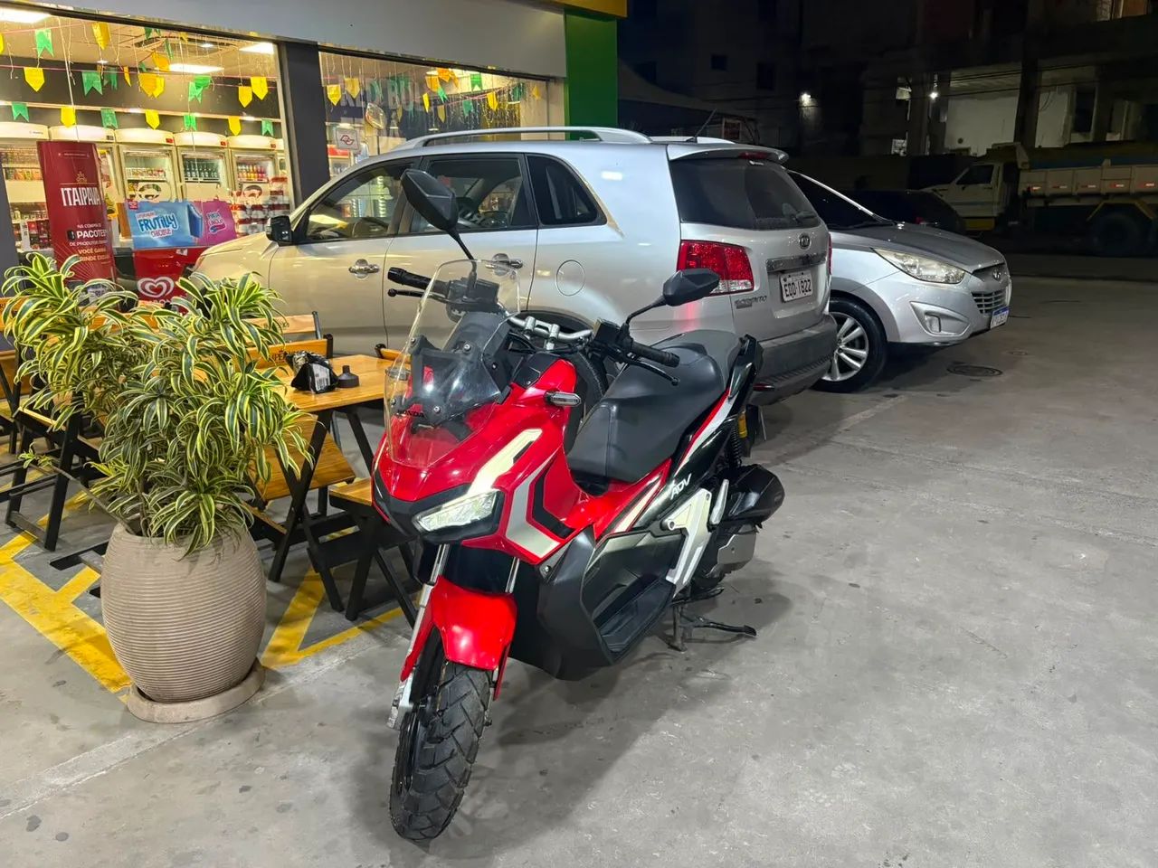 ADV 150 praticamente zero  - Foto 4