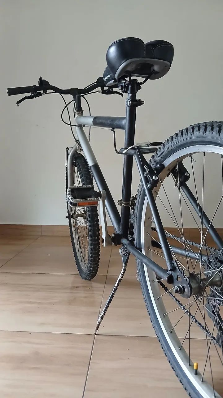 Bicicleta  aro 26 - Foto 4