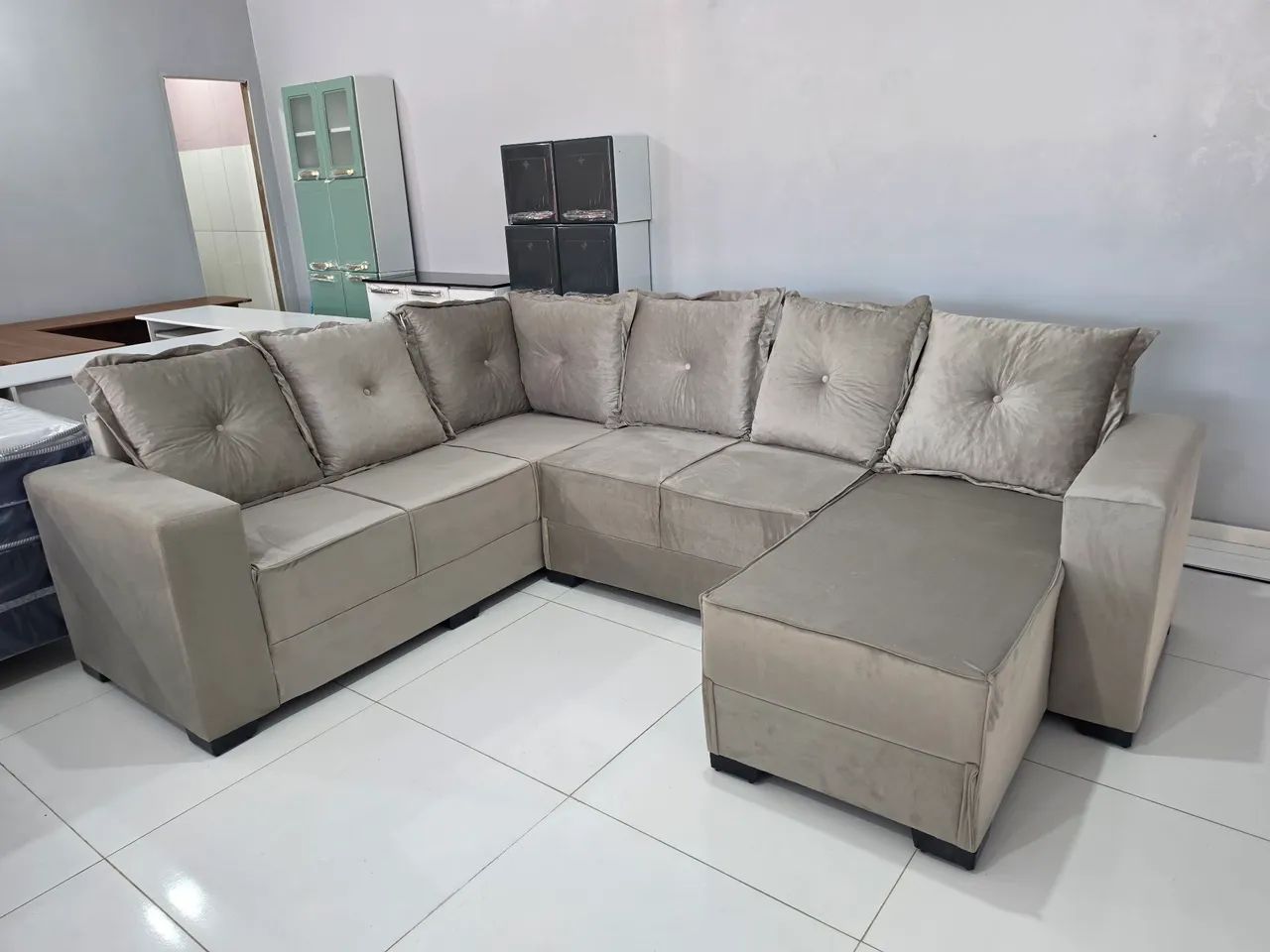 Sofá de canto com chaise novo