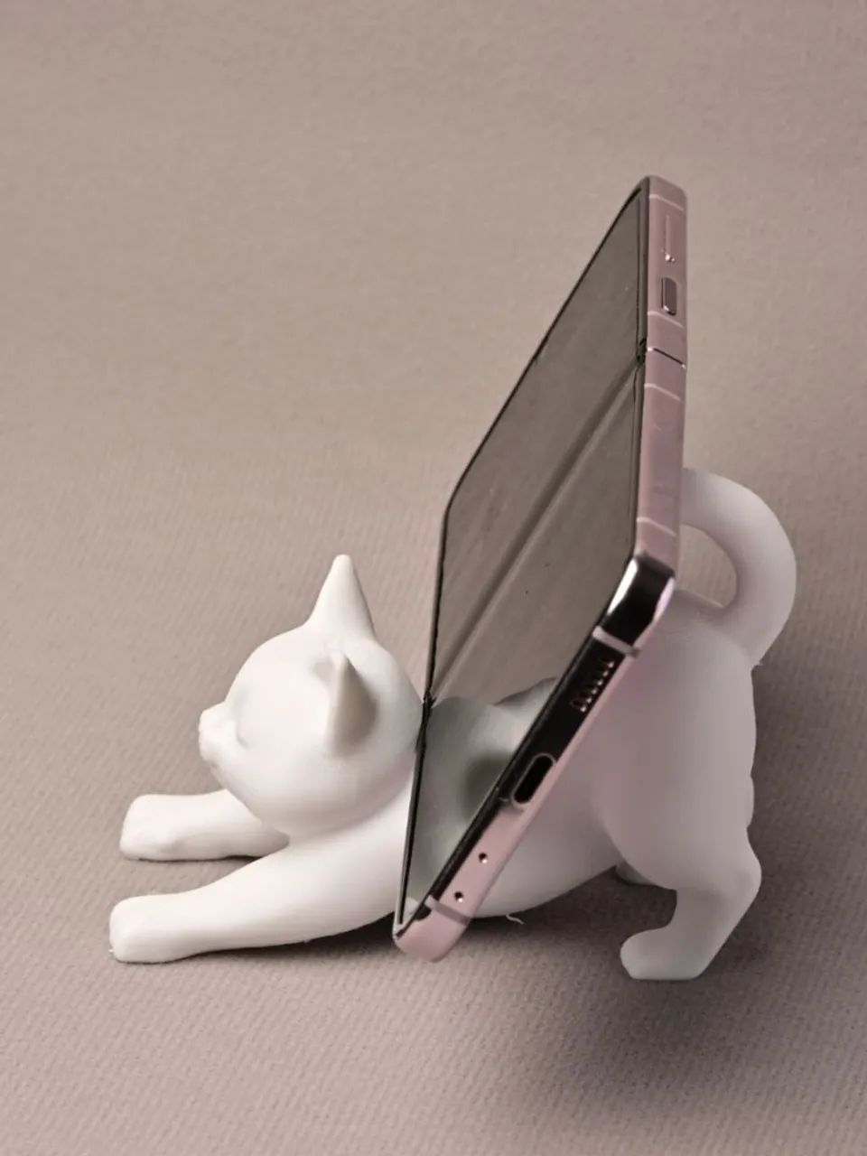 Suporte para celular divertido.