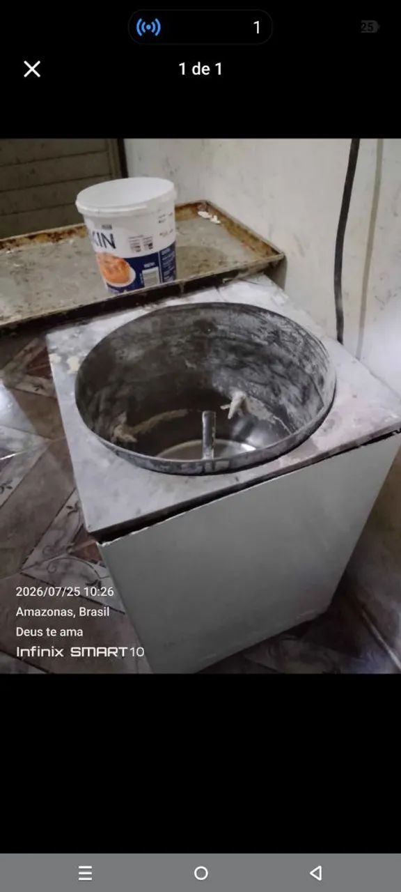 Vendo uma masseira de 25kl 
