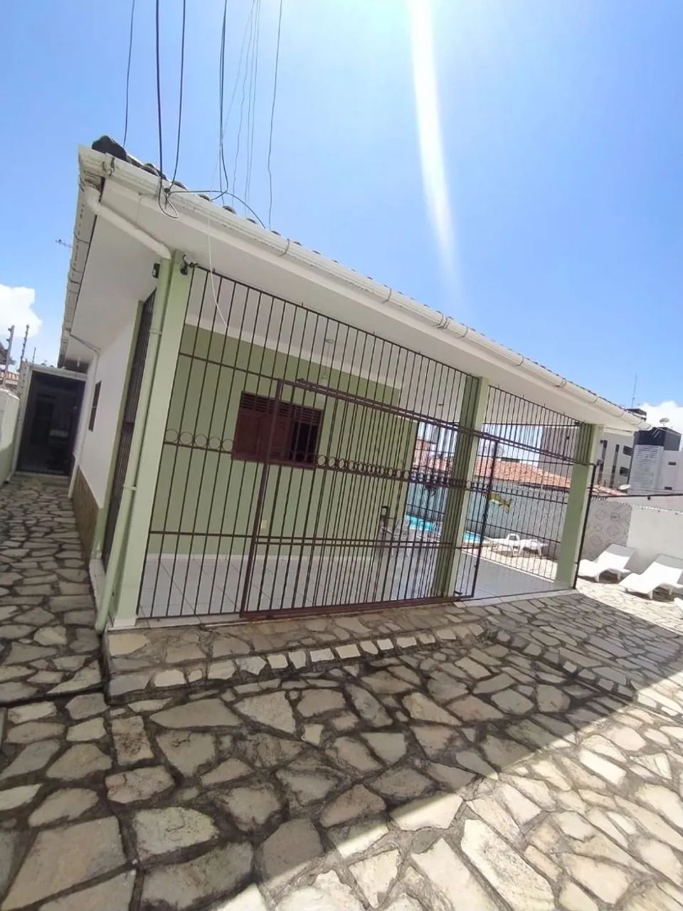 Casa com 3 dormitórios à venda com 109m² por R$ 900.000,00