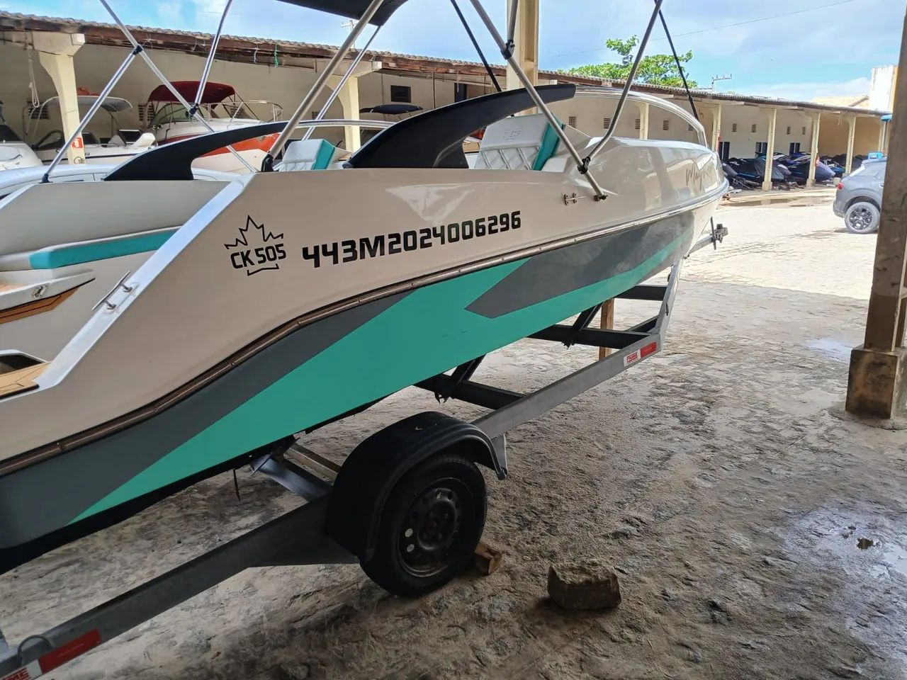 Wave boat   75.000.00