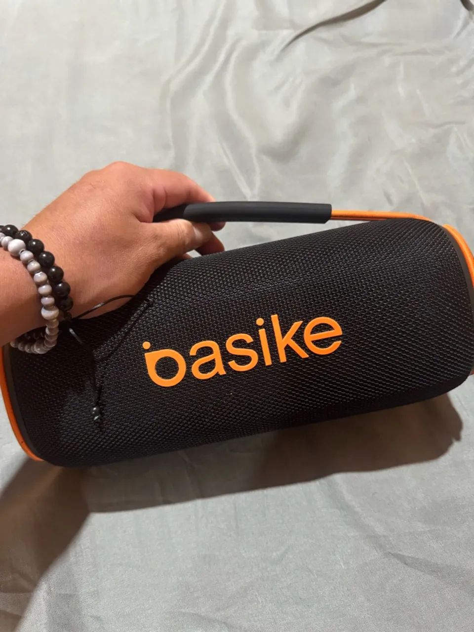 Caixa de som Basike