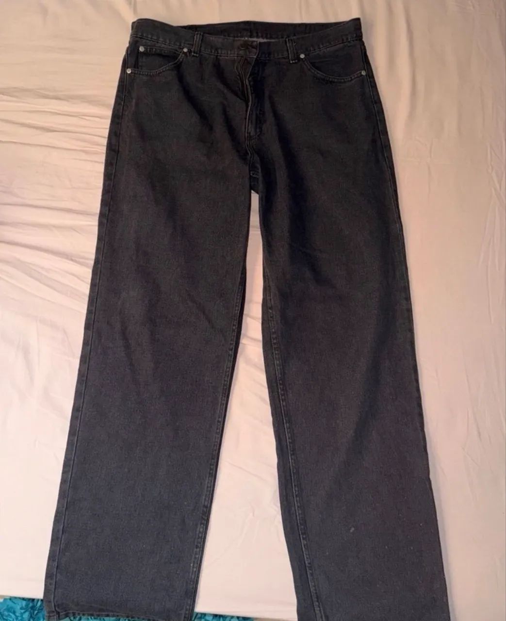CALÇA LEE JEANS PRETO 52 IMPORTADA (PEÇA RARA EM PERFEITO ESTADO)  - Foto 3