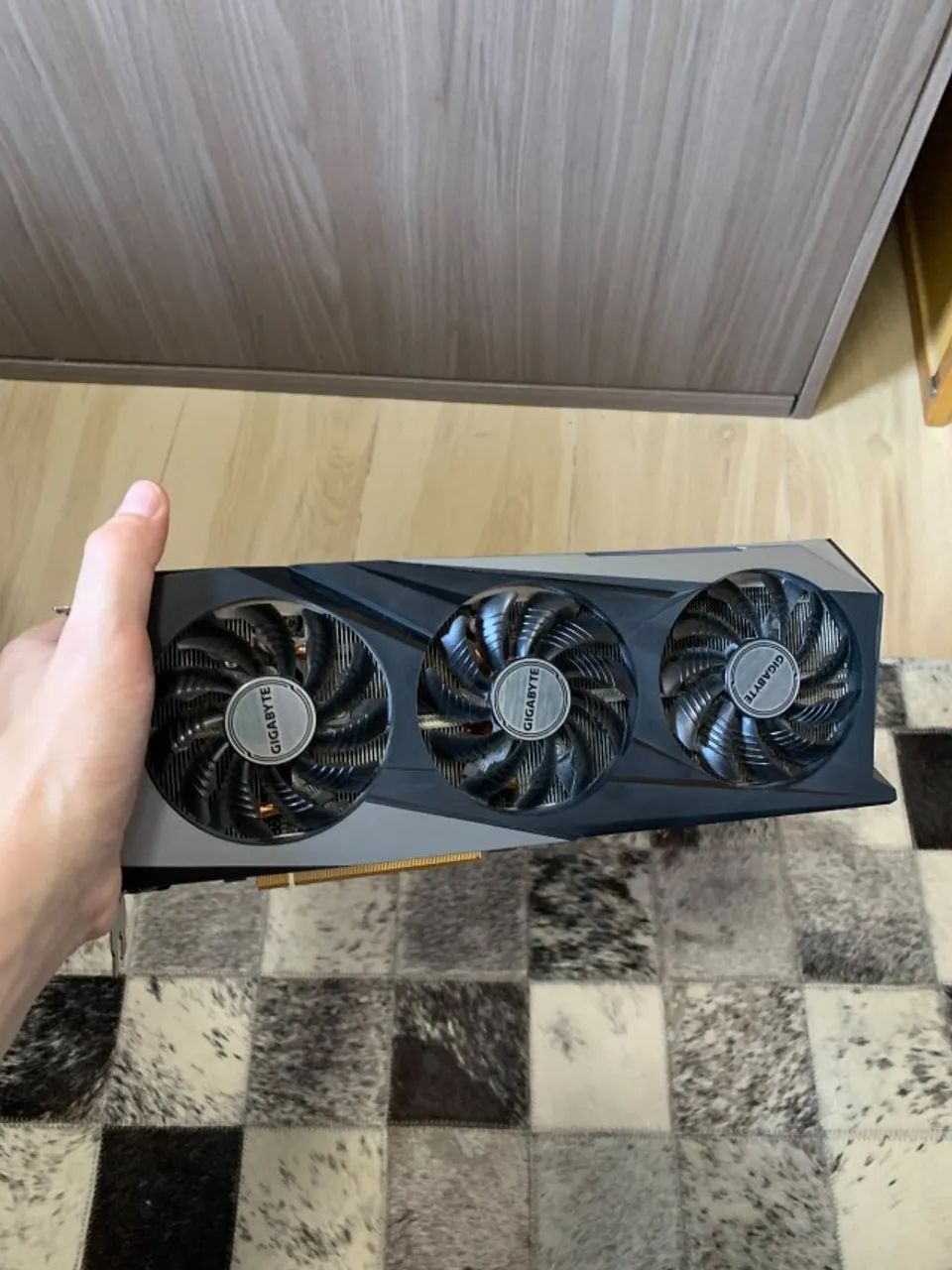 Placa de video RX 7600 8gb Gigabyte