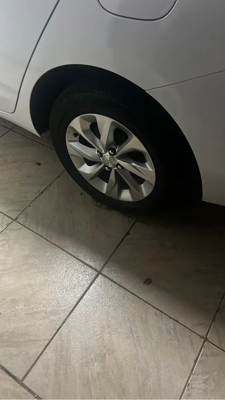 Onix Lt plus 1.0 aspirado  - Foto 4