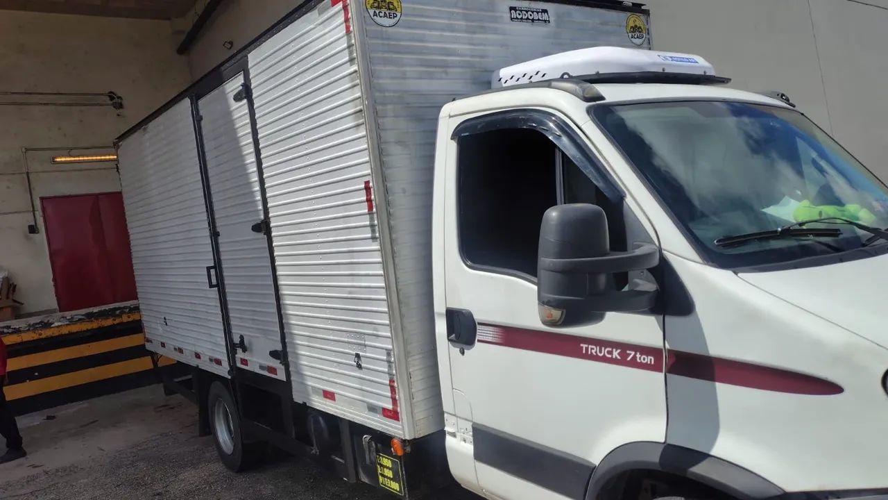 Iveco 7 tonelada  - Foto 3
