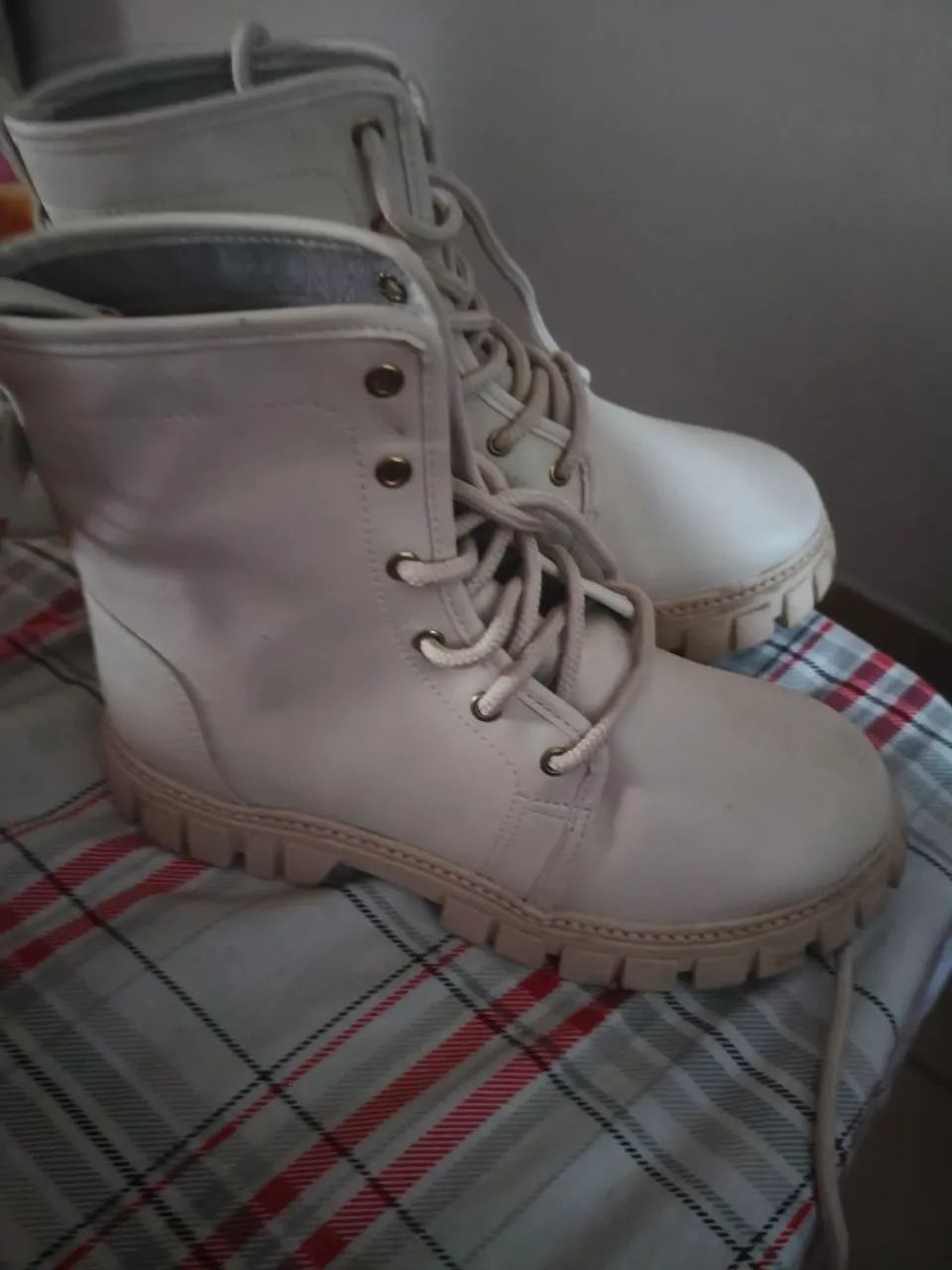 Bota número 35  - Foto 2