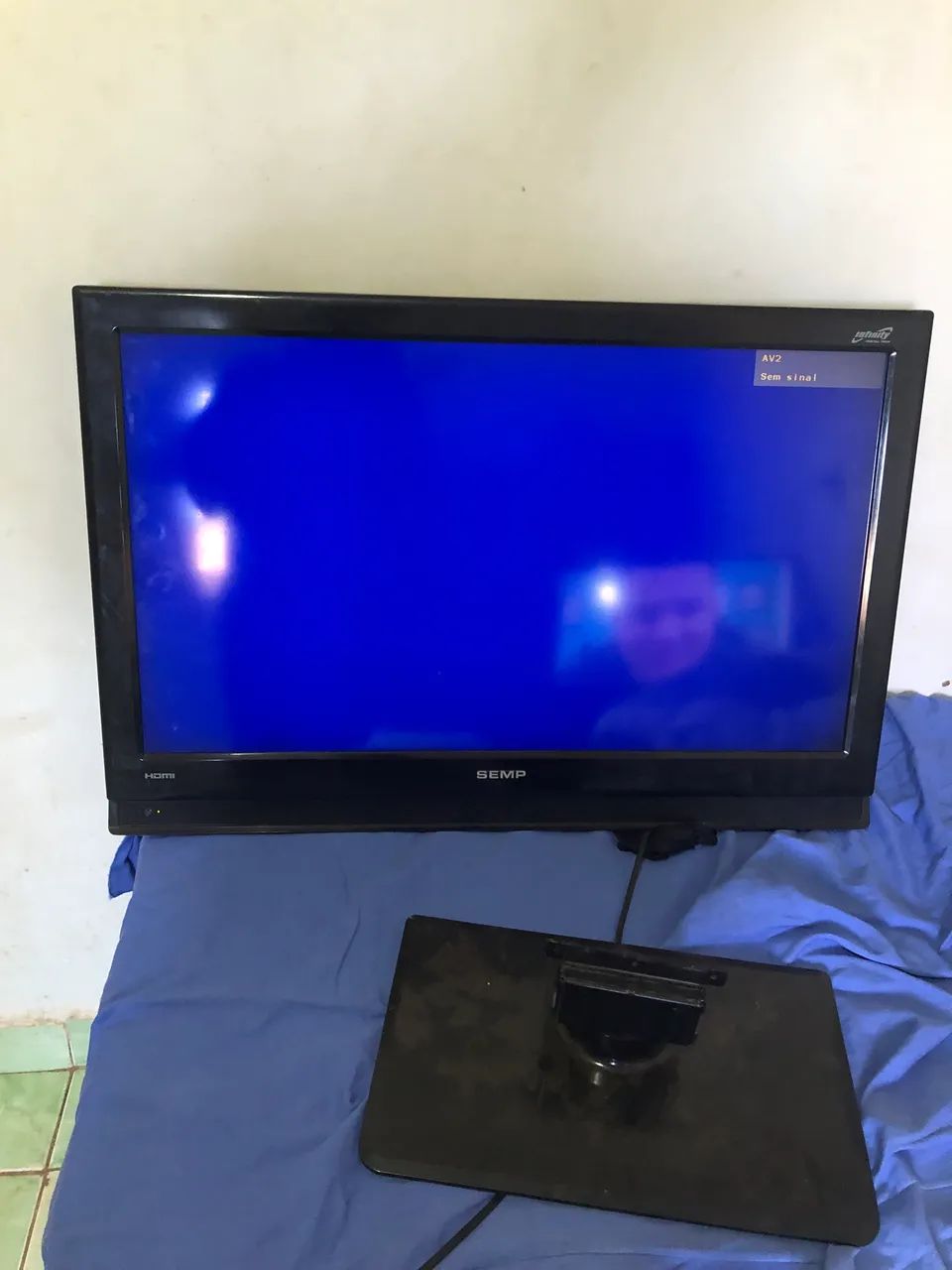 Vendo-se TV da SEMP antiga em perfeito estado  - Foto 2
