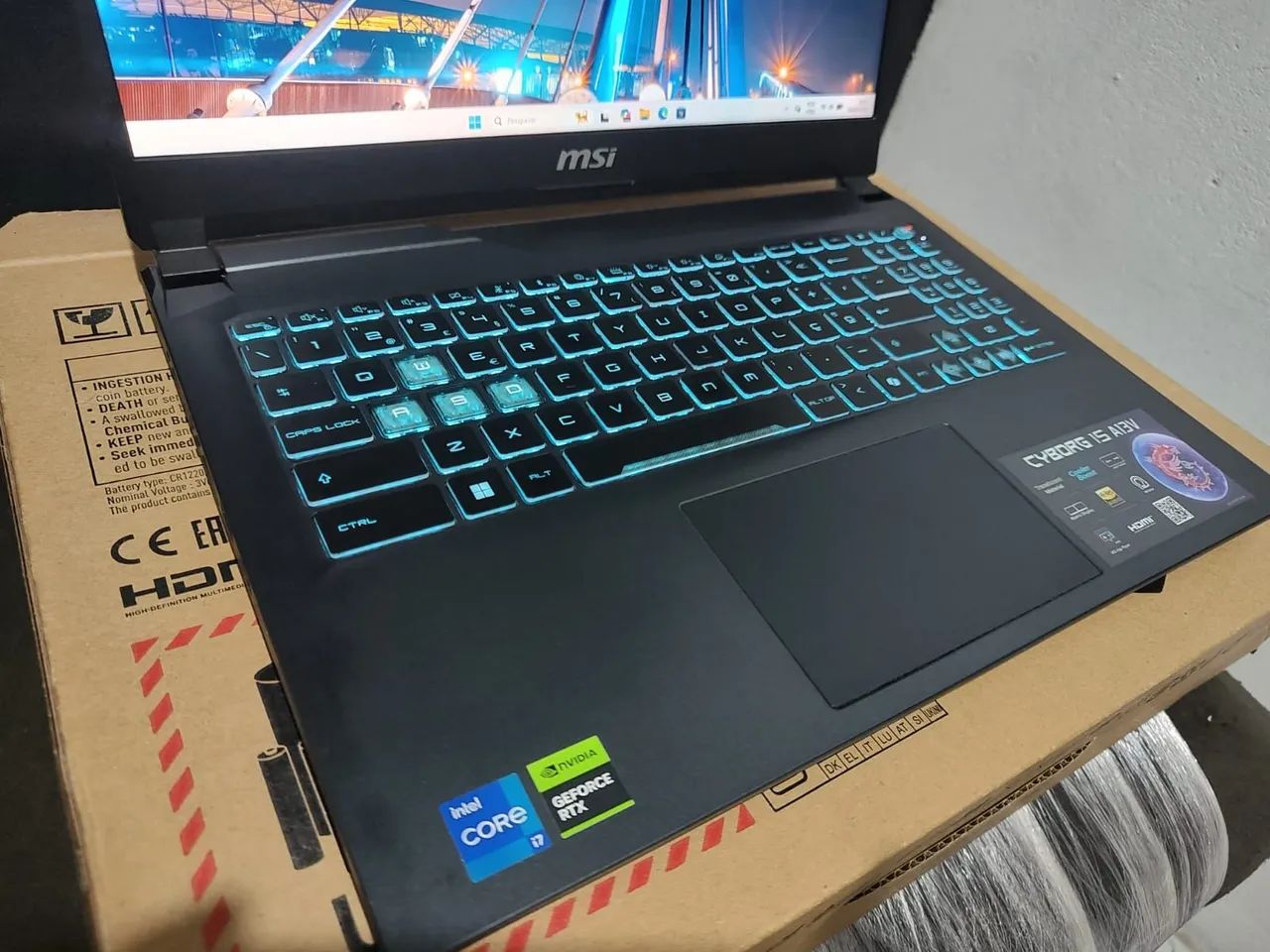 Notebook Gamer MSI Cyborg 15 - Foto 2