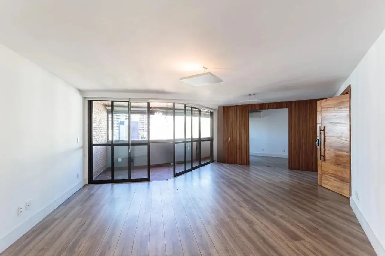 Apartamento à Venda - Moema, 2 Quartos, 146 m2