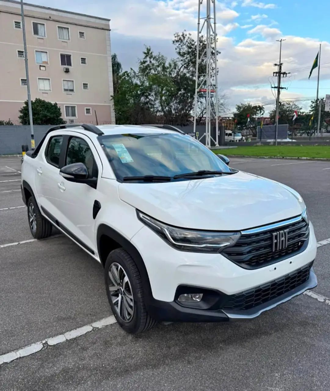Fiat Strada Volcano 1.3 Flex 8V CD 2026 - Foto 3