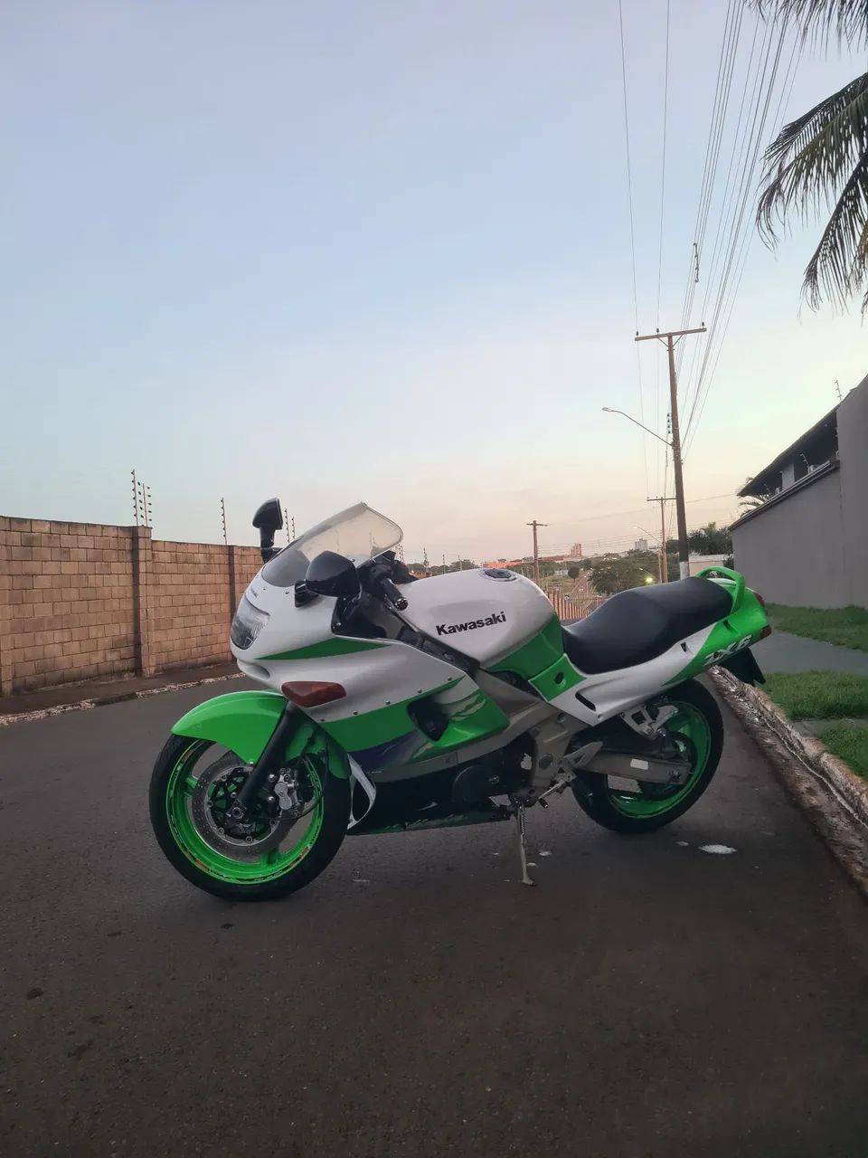Kawasaki Zx-6 600cc 1994 - 1501149137 | OLX