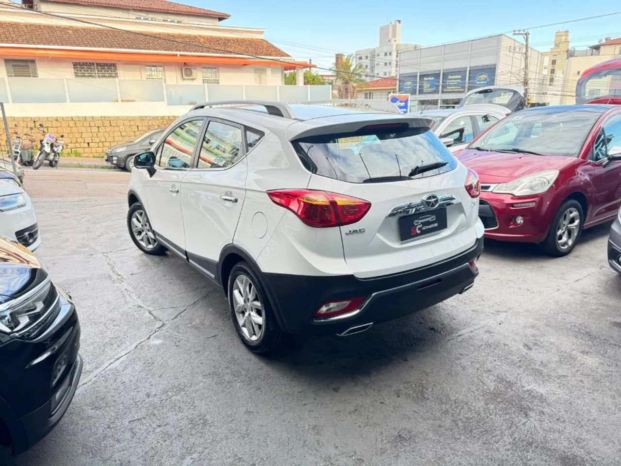 JAC T5 1.5 Jet Flex 16V 5P Mec. 2017 - Foto 3