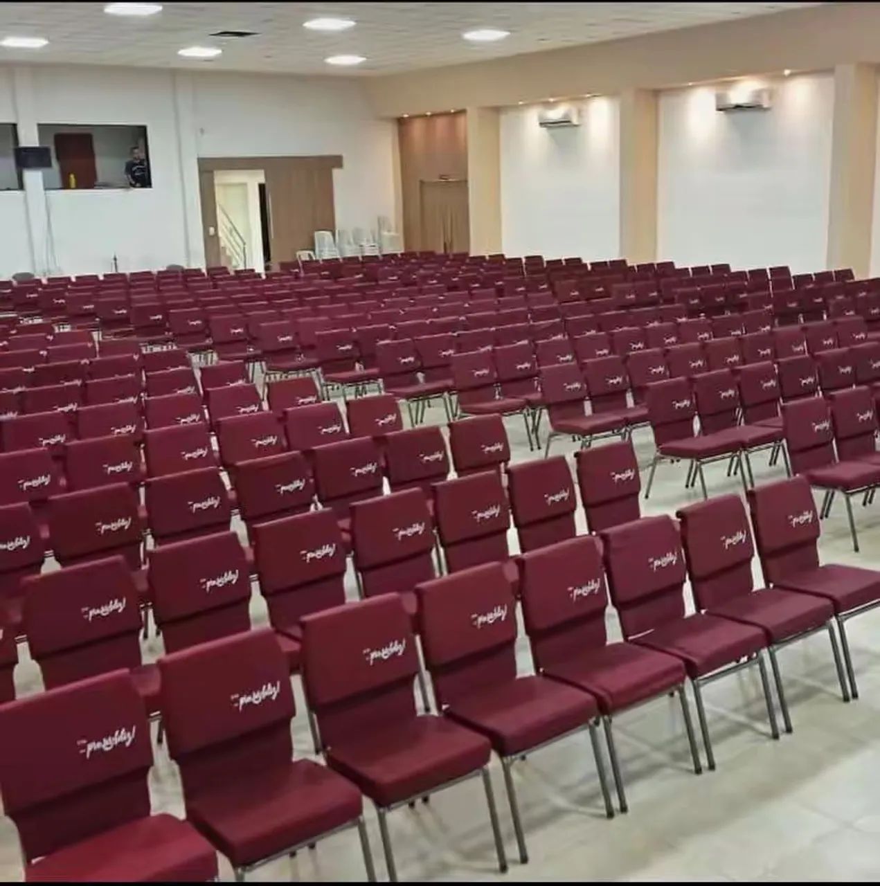 Cadeiras para igreja escola e auditório  - Foto 2