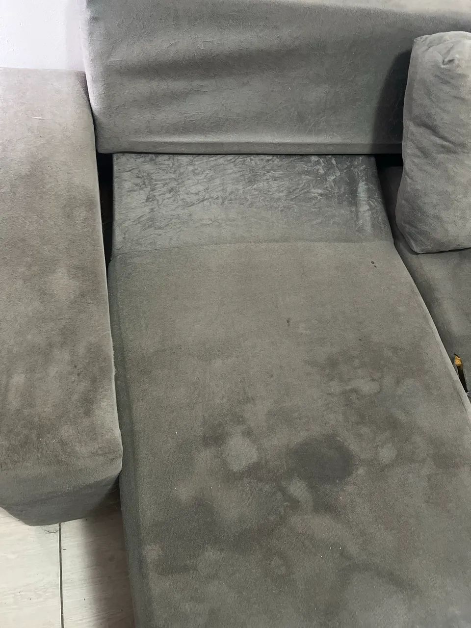 SOFÁ RETRÁTIL CINZA 