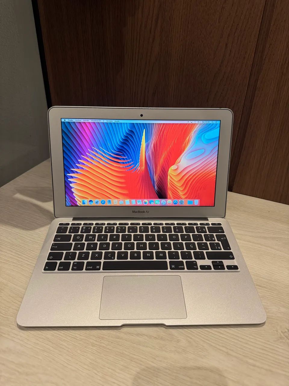 MacBook本体 MacBook Air 11 inch 2013 MacBook Air (11 polegadas, meados de 2013) - Especificações