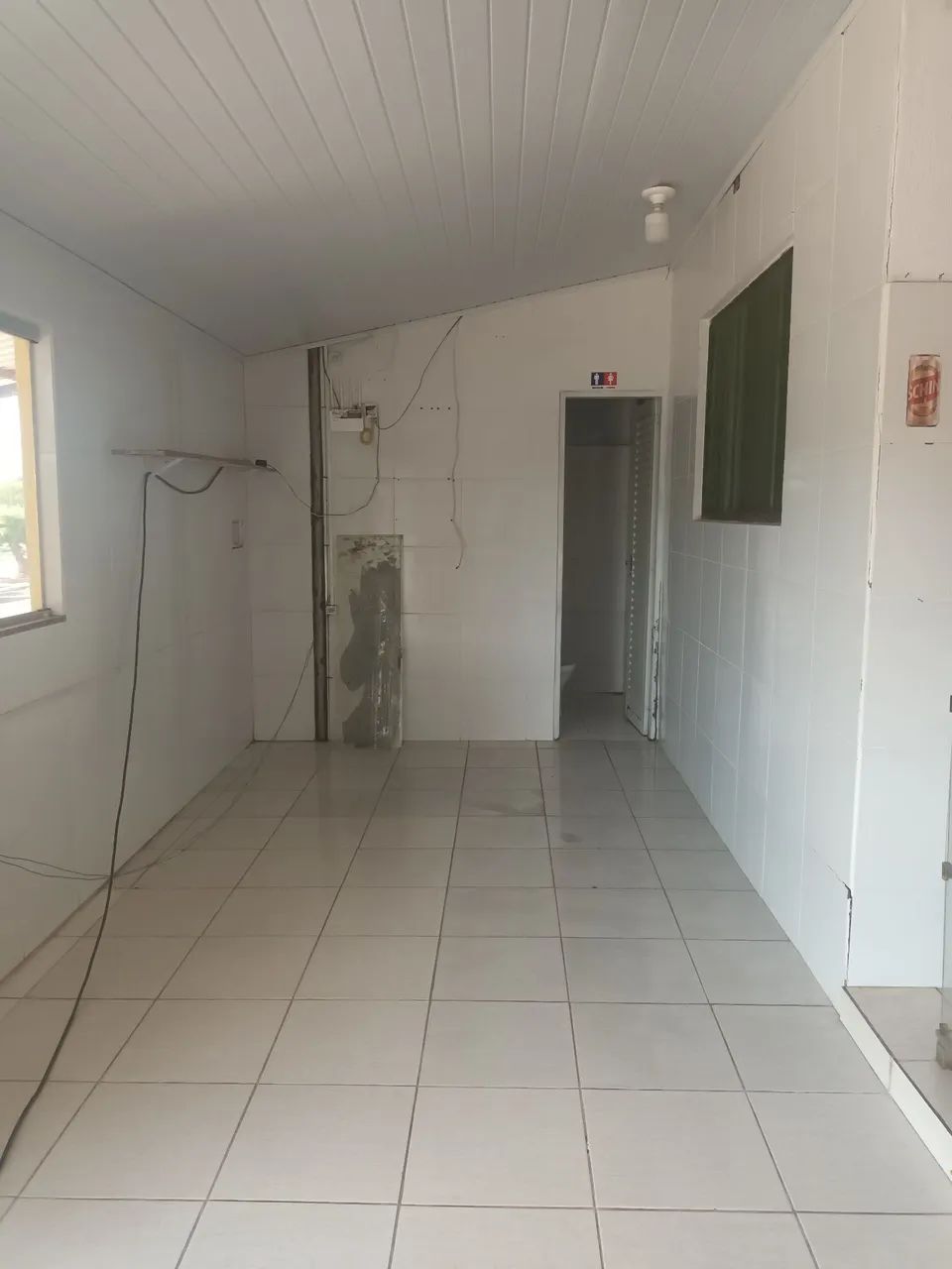 Vendo 7 kitnets +1 salão comercial no centro de Anastácio  - Foto 2