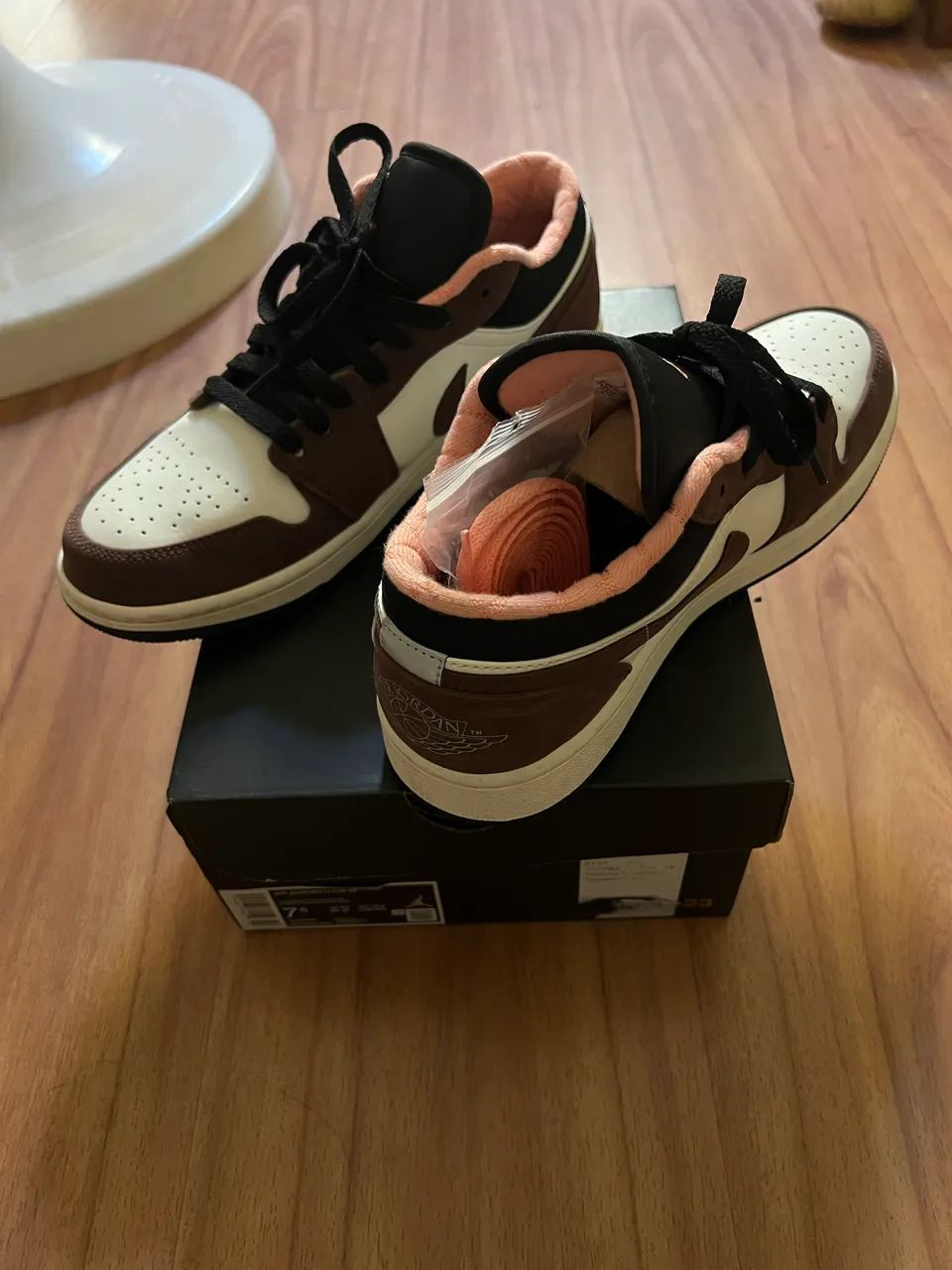 Air Jordan 1 low ?mocha?