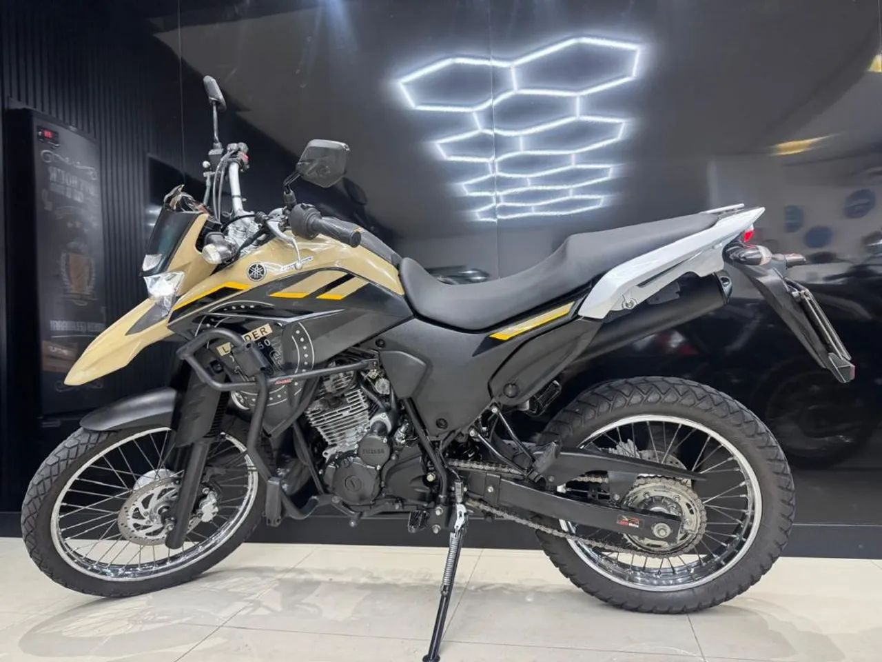 XTZ 250 LANDER ABS 2023 R$ 24.900,00 - Foto 5