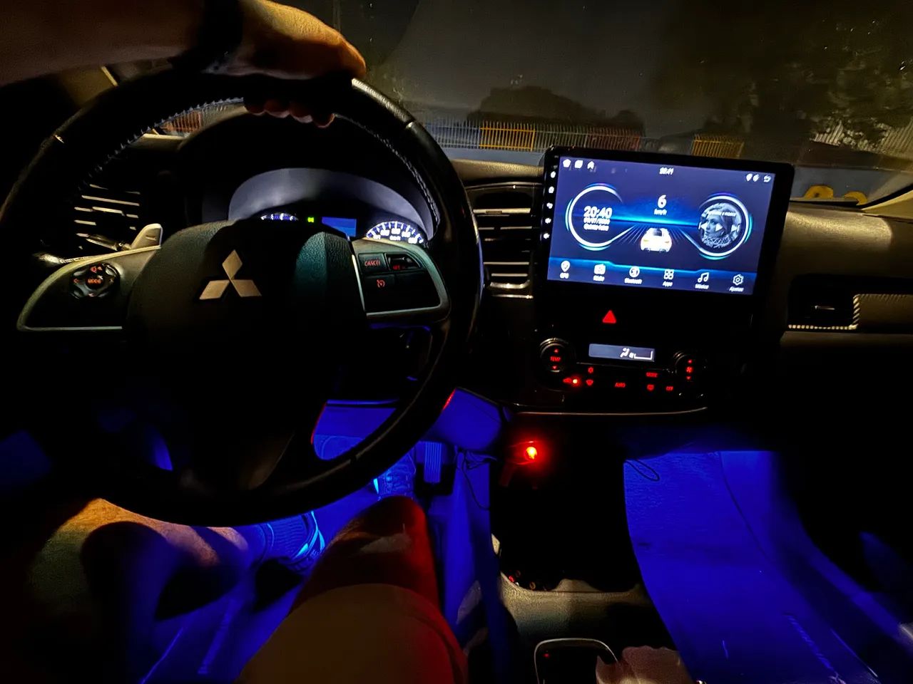 Mitsubishi Outlander 2015
