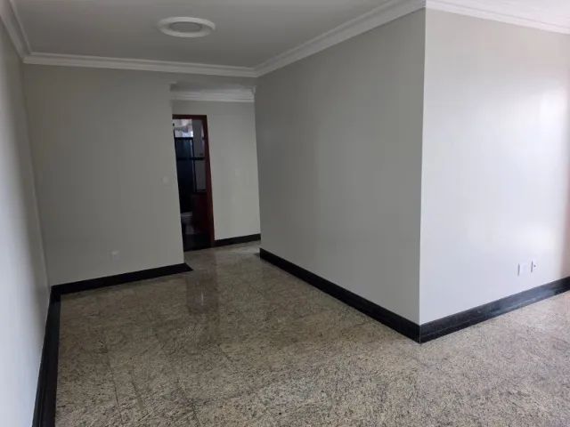 Lindo e amplo apartamento para alugar no Bairro do Marco, Edifício Bogari. - Foto 3