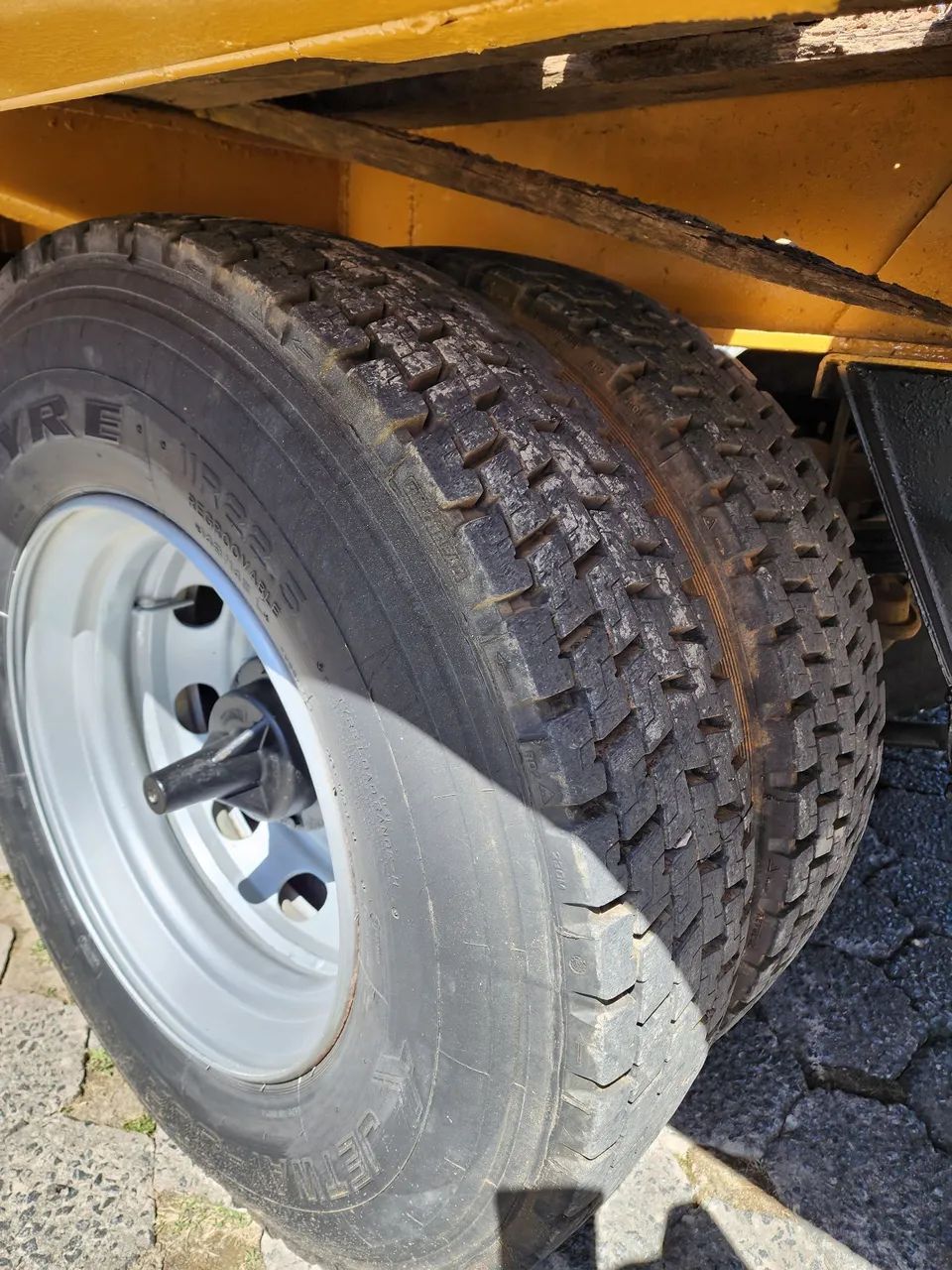 Carreta Krone 2 eixos - Foto 5