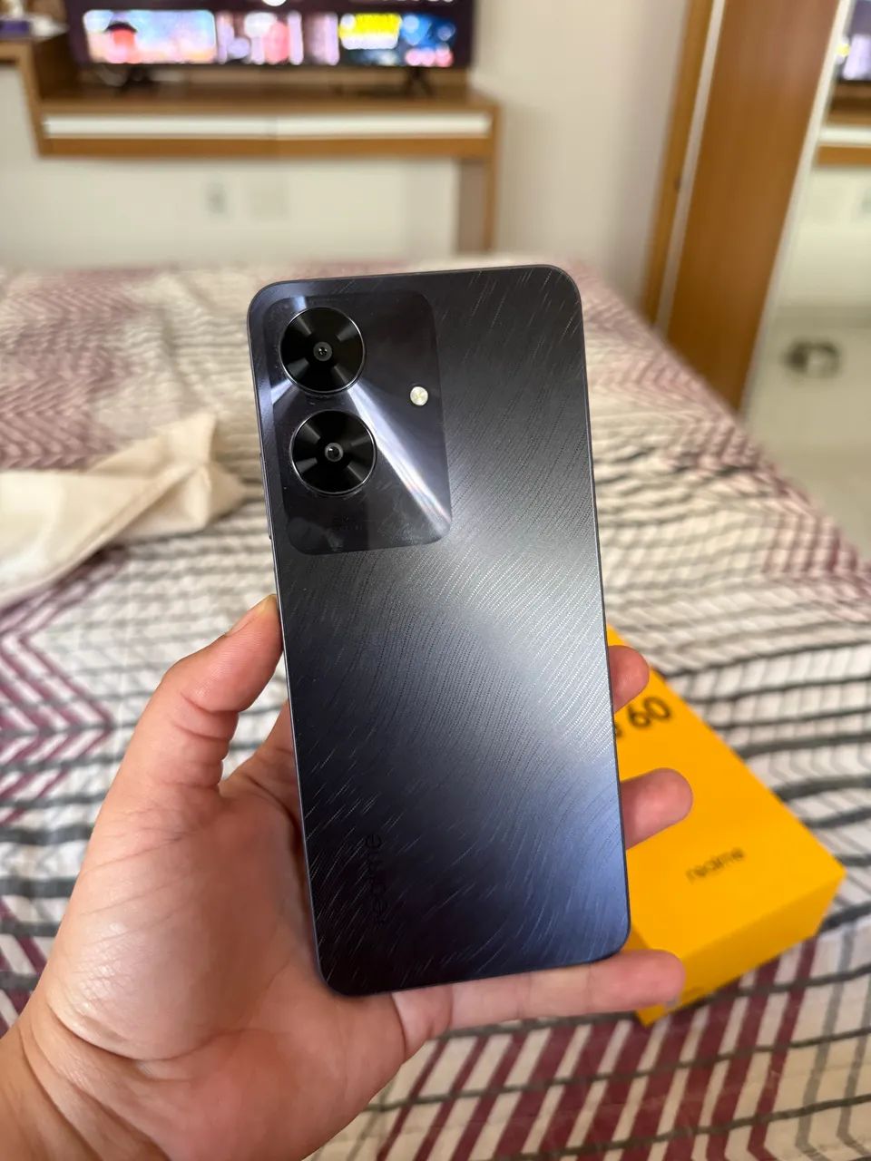 Realme note 60