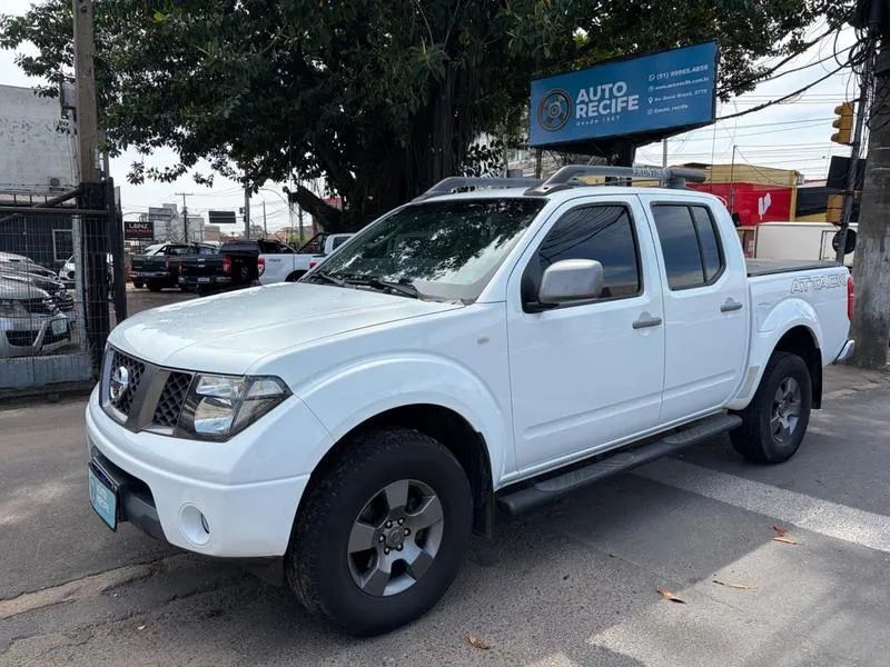 Nissan Frontier Frontier LE ATTACK CD 4x4 2.5 TB Die.Aut 2013