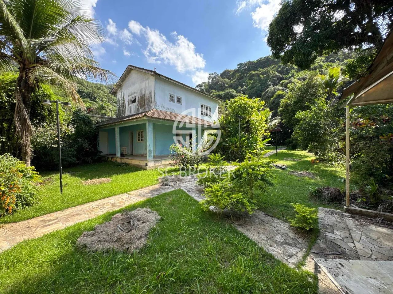 Casa comercial para Venda e Locação ao lodo do Haras Pegasus e proximo a casa de festar Ca
