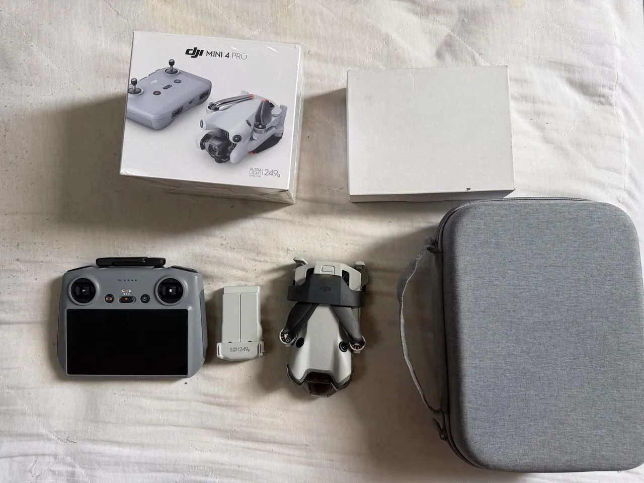Drone Dji Mini 4 Pro  (Dji RC 2)