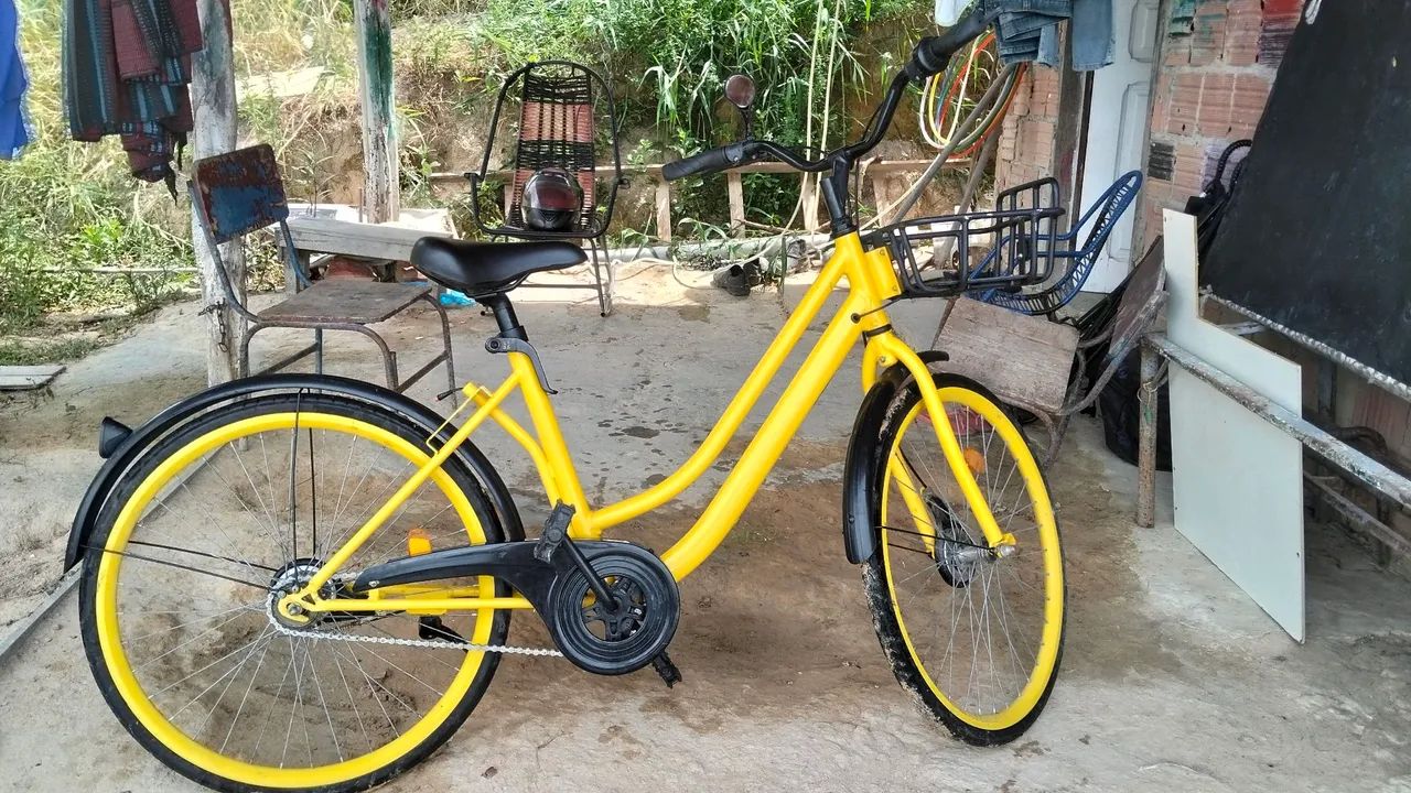 Bicicleta Amarela usada 