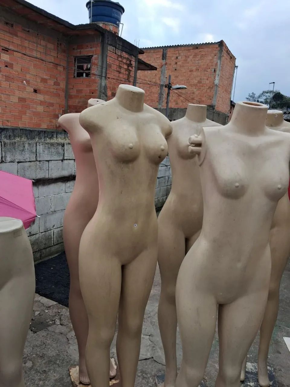 Maniquim com apoio - Foto 3