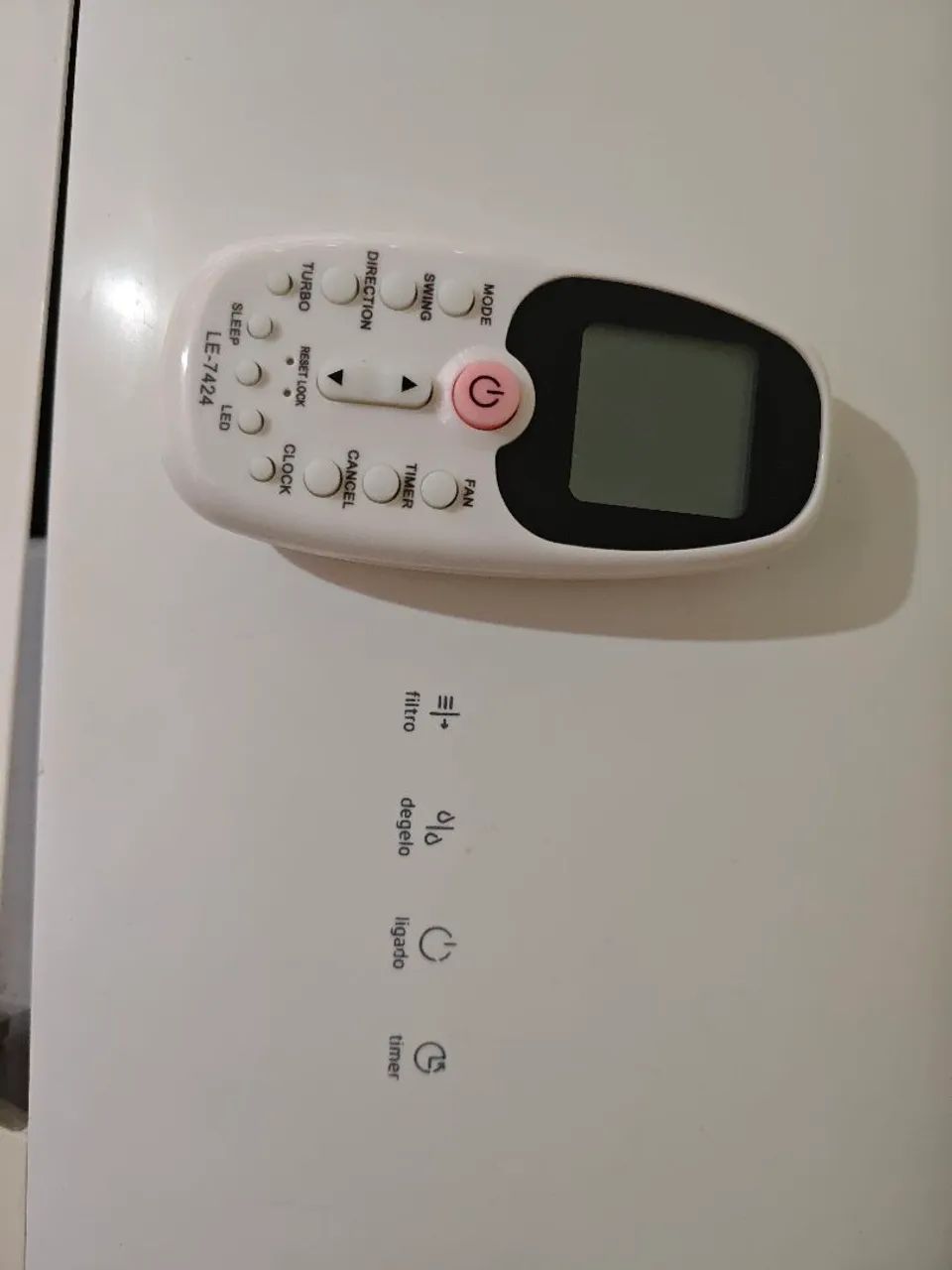 Ar condicionado Comfee 9000 BTUs só frio  - Foto 4