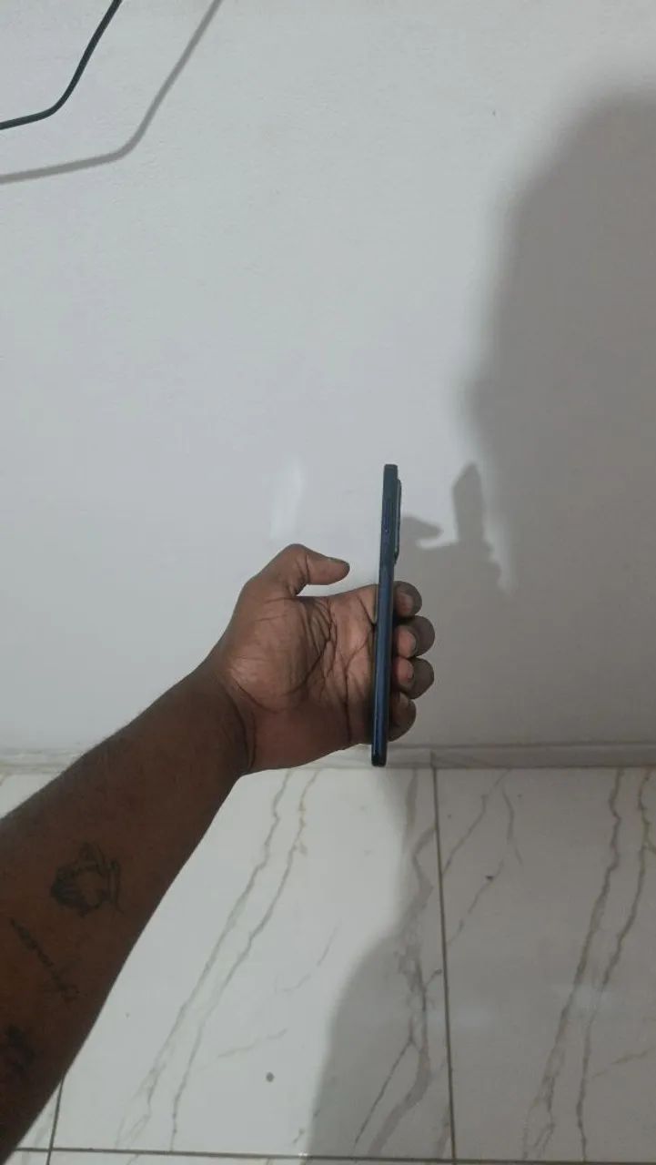 Vendo Motorola Edge 20 pro  - Foto 3