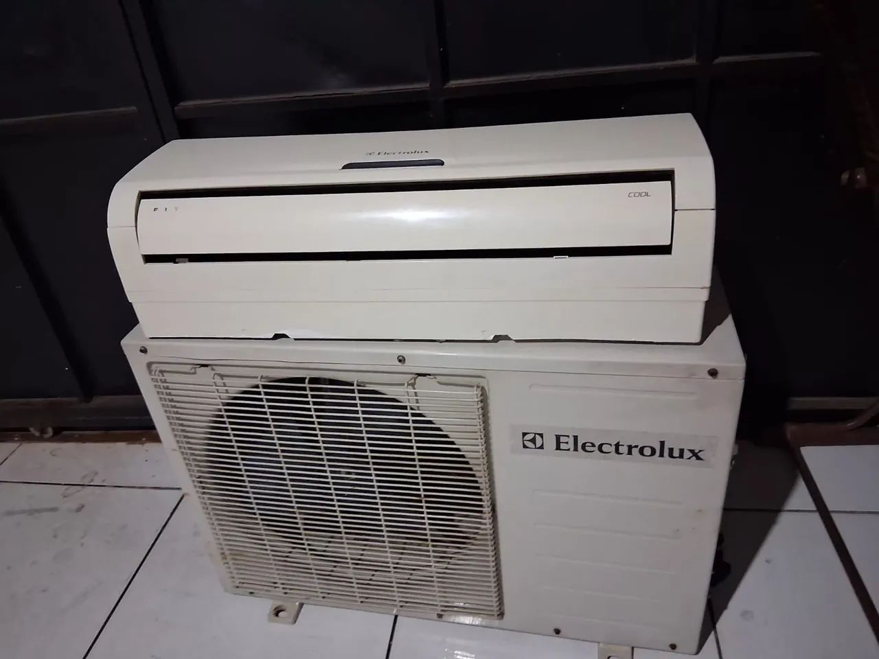 Split Electrolux 9mil btus