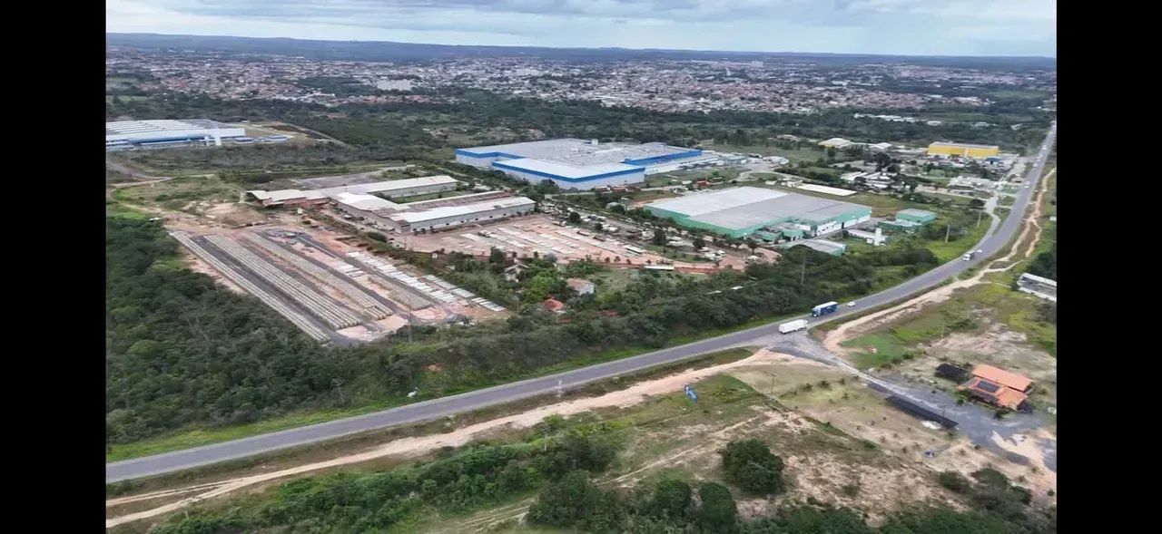 VENDO ÁREA E GALPÕES - Foto 4