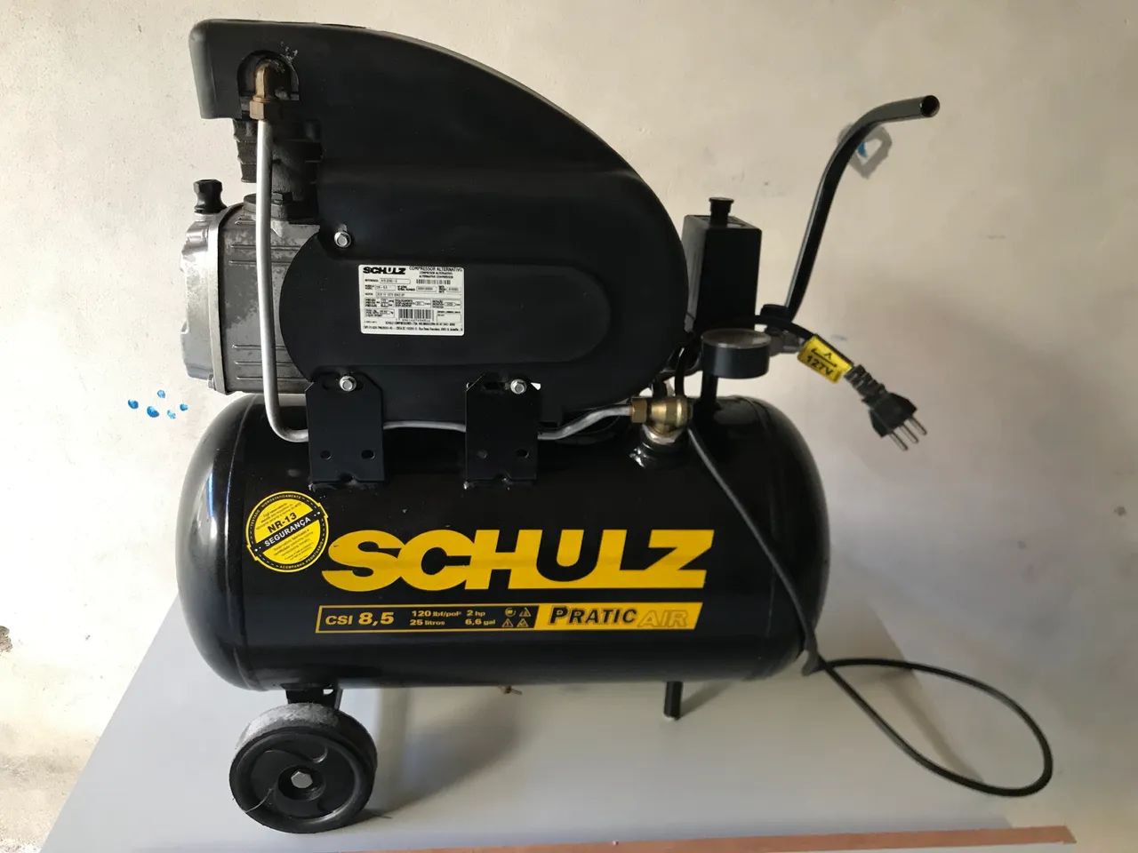 Compressor de ar schuz 25 litro 8,6 pés!