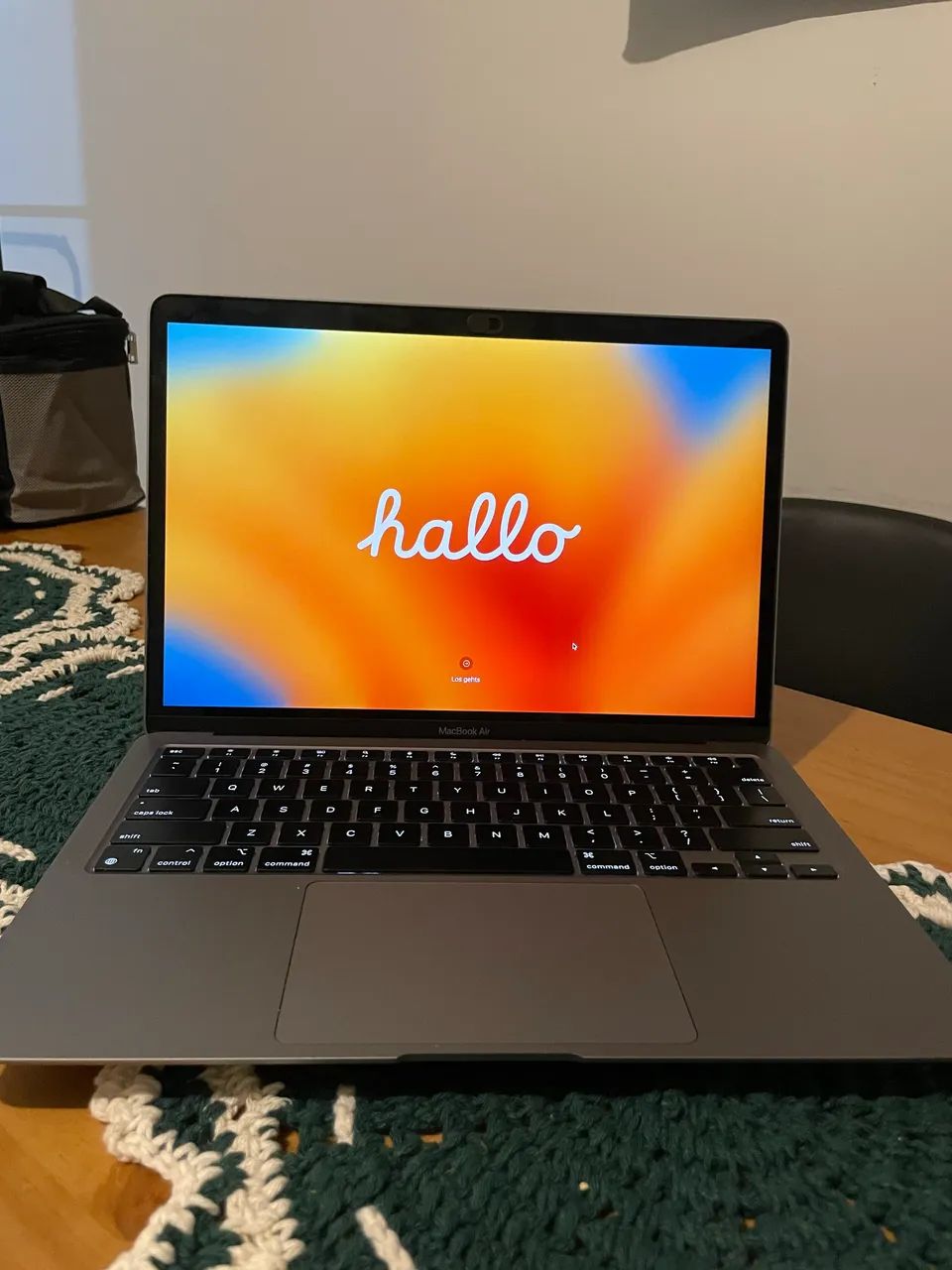 MACBOOK AIR 256GB SEMI NOVO - Foto 3