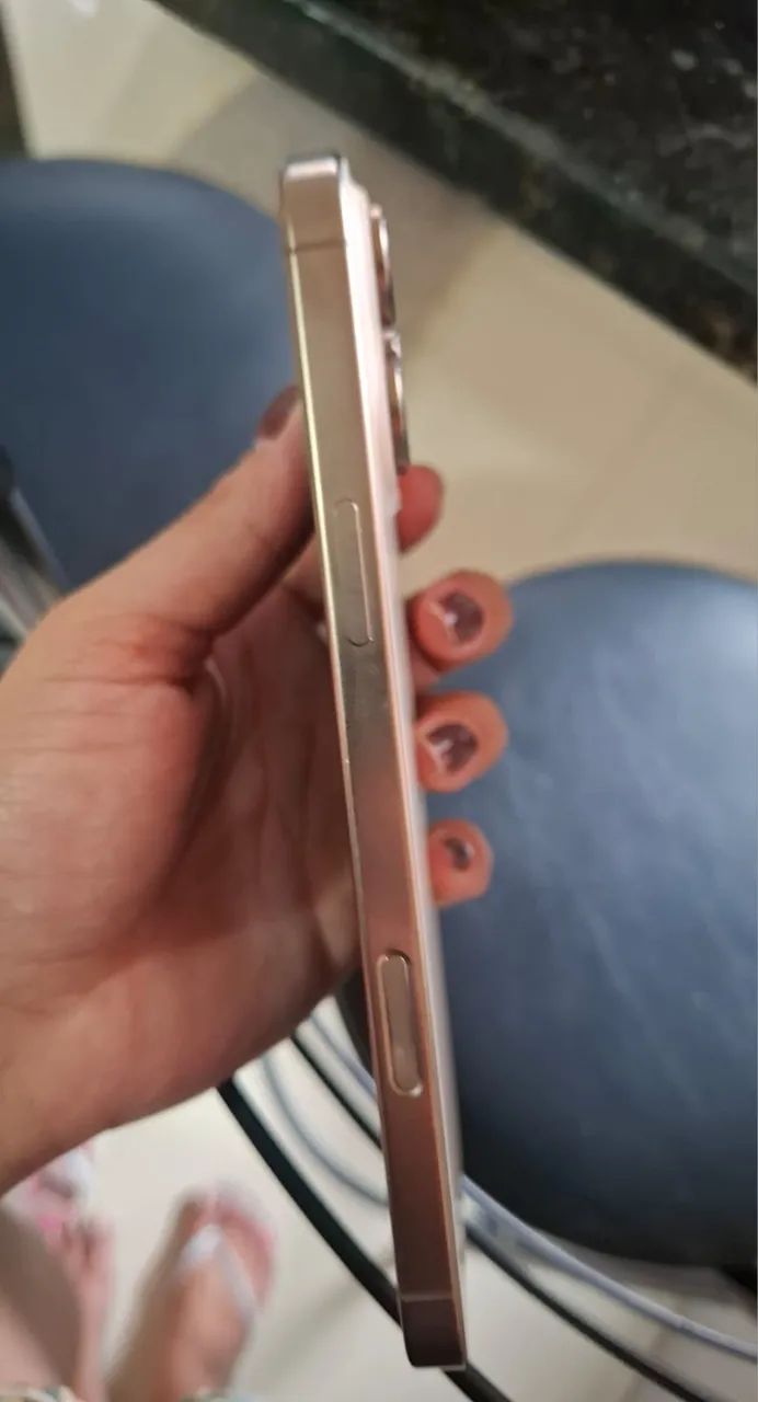 iPhone 16 pro Max de 1 tb - Foto 2